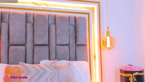 Eliana online show from November 10, 11:04 pm