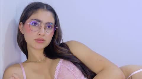 Hanna Connor online show from December 16, 2:38 am