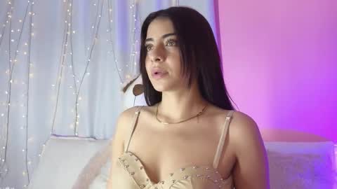 hannacruzsj online show from December 3, 5:00 pm