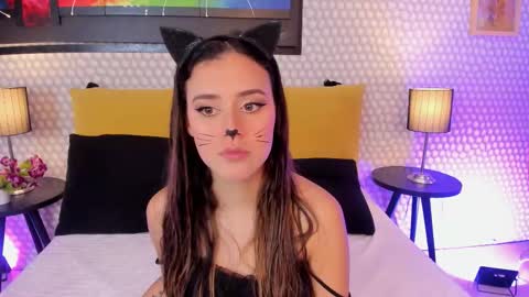 Hanna online show from October 31, 4:02 am