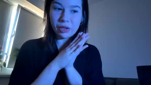 Snapshot of hannah_allin chatting on April 9, 1:16 pm Hannah Allin online show from April 9, 1:16 pm