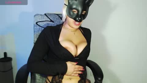 hannah kiim online show from February 15, 5:31 pm