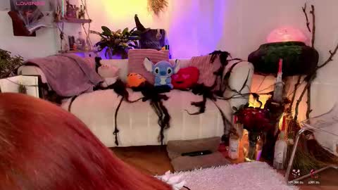 hannah_lovee online show from October 28, 2:48 am