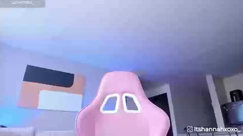 Snapshot of hannah_xoxo_ chatting on September 12, 9:15 pm Hannah online show from September 12, 9:15 pm
