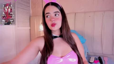 Hannah Lee online show from January 12, 8:25 pm