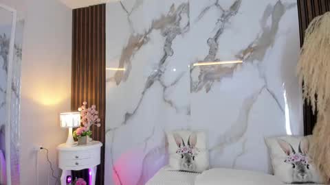 Hannahill69 online show from September 26, 4:49 am