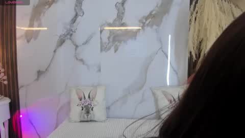 Hannahill69 online show from October 1, 4:40 am