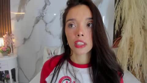 Hannahill69 online show from October 7, 4:42 am