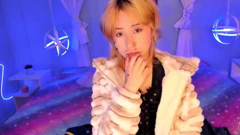 Hannah online show from October 3, 11:40 am