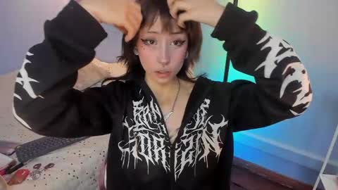 Hannah online show from March 19, 12:31 pm