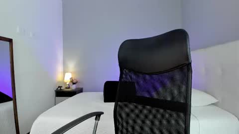 Snapshot of hannamartinnez chatting on March 9, 2:29 am hannamartinnez online show from March 9, 2:29 am