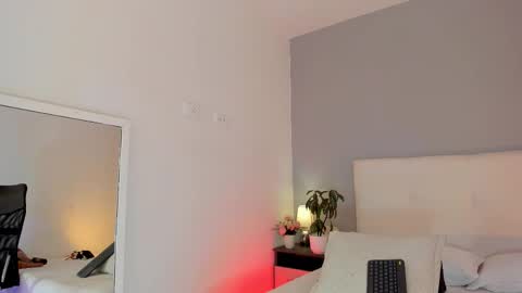 Snapshot of hannamartinnez chatting on October 4, 4:21 am hannamartinnez online show from October 4, 4:21 am