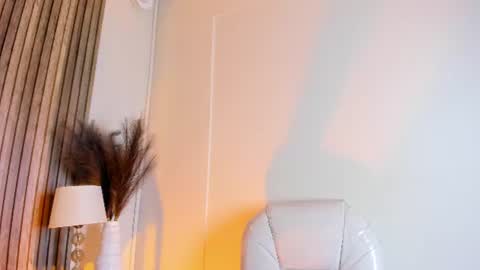 Snapshot of hannapaola chatting on July 2, 3:23 am HannaPaola online show from July 2, 3:23 am
