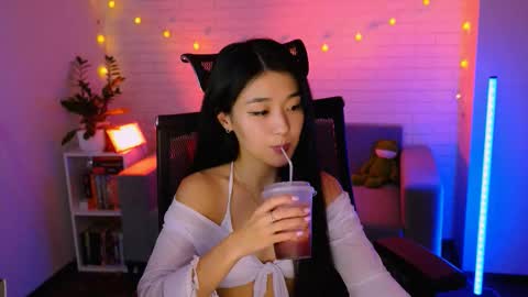 hannarosie online show from November 9, 8:07 pm