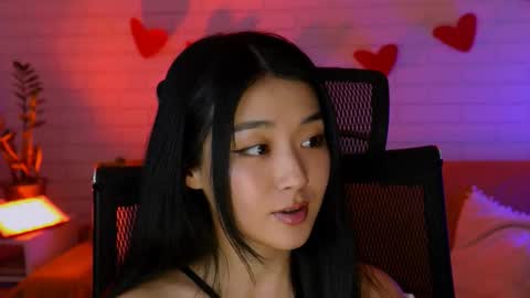 hannarosie online show from February 5, 6:01 pm