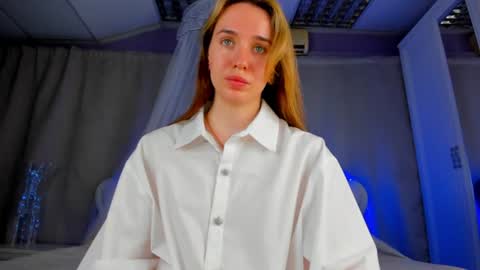 Snapshot of hannavanilla chatting on June 22, 11:13 pm Hannavanilla online show from June 22, 11:13 pm