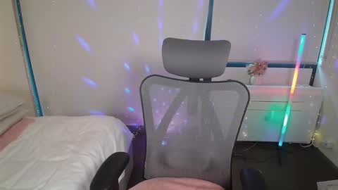 HannaVibe online show from February 14, 4:58 am