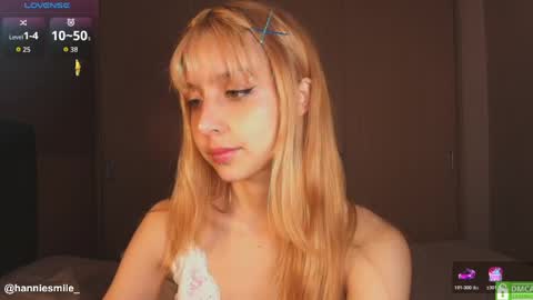 Hannie  online show from April 11, 7:07 pm