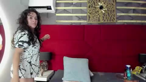 Hanny  online show from January 16, 2:26 am