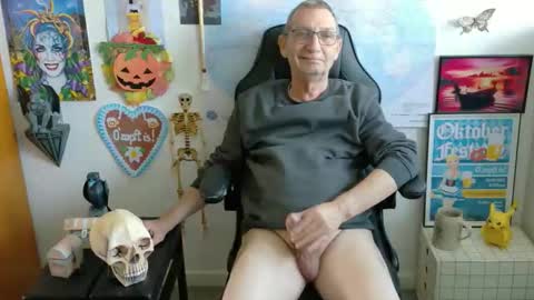 Snapshot of hansi63 chatting on October 2, 11:17 am charly online show from October 2, 11:17 am