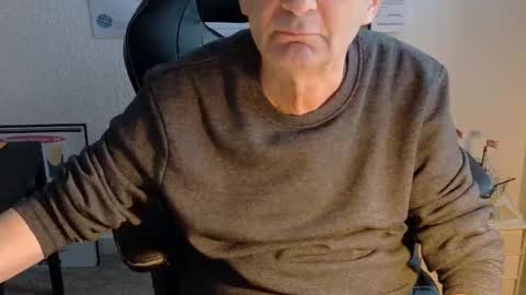 charly online show from November 27, 11:45 am