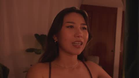 Mizi online show from April 16, 9:39 pm