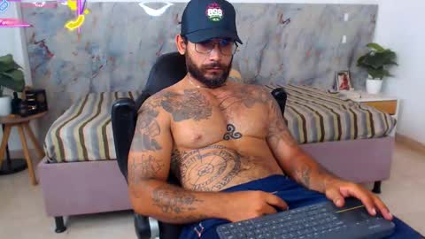 Snapshot of hanz_col chatting on April 24, 2:58 am hanz_col online show from April 24, 2:58 am