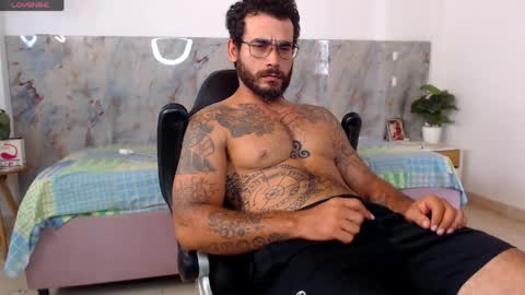 Snapshot of hanz_col chatting on May 20, 4:13 pm hanz_col online show from May 20, 4:13 pm