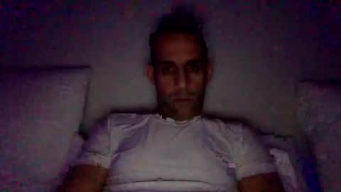 Snapshot of happy2334 chatting on March 20, 3:06 pm skysky6969 online show from March 20, 3:06 pm