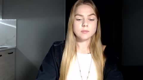 Snapshot of happy_fox_ chatting on November 13, 2:16 pm happy_fox_ online show from November 13, 2:16 pm