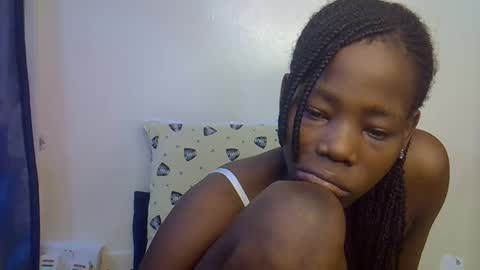 happy_kienyeji online show from December 2, 4:18 am