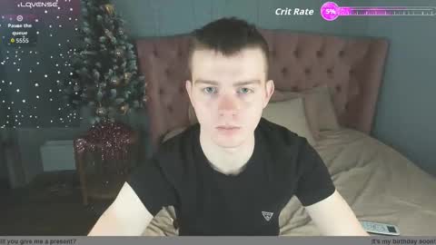 happydeimos online show from December 19, 11:01 pm