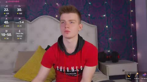 happydeimos online show from April 17, 10:13 pm