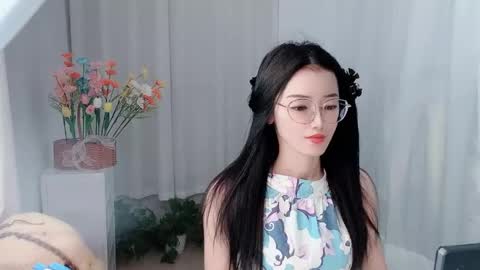 Daisy online show from April 12, 2:38 am