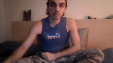 Snapshot of happyman237 chatting on July 20, 1:35 pm happyman237 online show from July 20, 1:35 pm