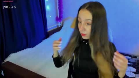 Snapshot of happystephanie chatting on January 11, 6:23 pm Stephanie online show from January 11, 6:23 pm