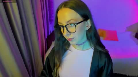 Snapshot of happystephanie chatting on September 24, 10:46 pm Stephanie online show from September 24, 10:46 pm