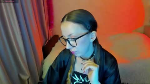 Snapshot of happystephanie chatting on October 12, 2:49 pm Stephanie online show from October 12, 2:49 pm
