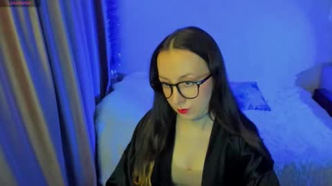 Snapshot of happystephanie chatting on October 23, 4:50 pm Stephanie online show from October 23, 4:50 pm