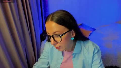 Stephanie online show from October 26, 4:46 pm