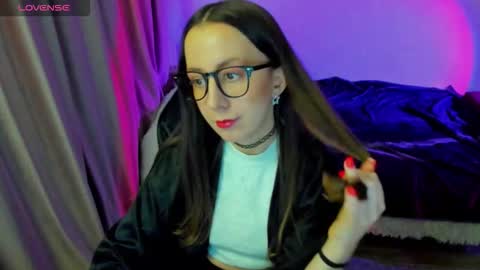 Snapshot of happystephanie chatting on February 25, 10:08 pm Stephanie online show from February 25, 10:08 pm