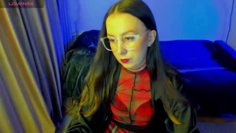 Snapshot of happystephanie chatting on May 25, 7:09 pm Stephanie online show from May 25, 7:09 pm