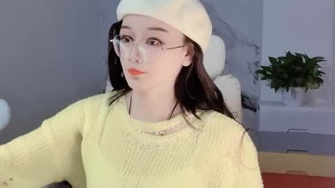 Daisy online show from December 6, 7:54 am