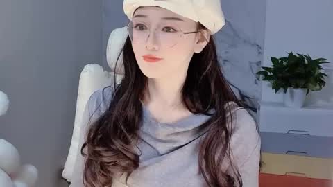 Daisy online show from December 9, 3:29 am