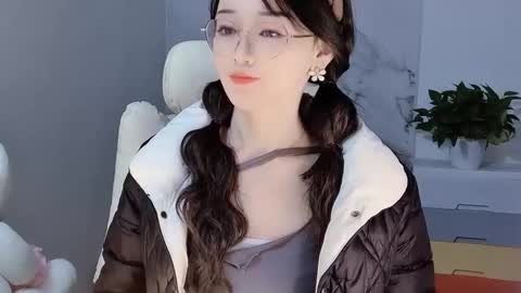 Daisy online show from December 14, 6:35 am