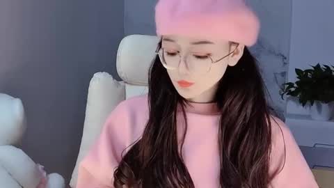 Daisy online show from December 15, 11:34 am