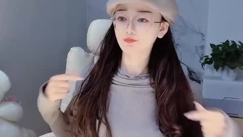 Daisy online show from December 17, 3:50 am