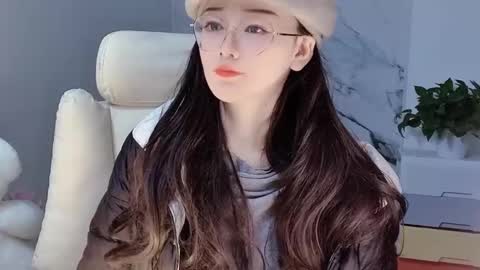 Daisy online show from December 17, 6:56 am