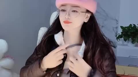 Daisy online show from December 20, 3:47 am