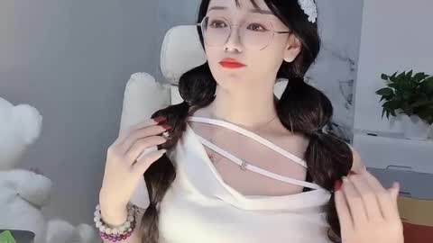 Daisy online show from February 26, 2:03 pm